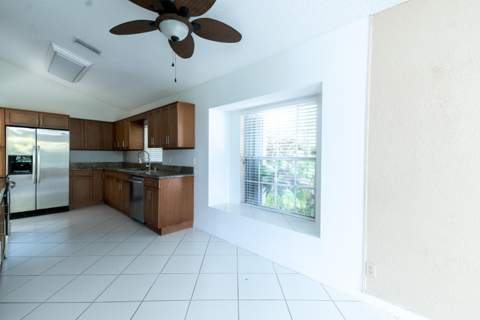 6113 Greenspointe Drive #10, Boynton Beach FL - photo 11 of 44