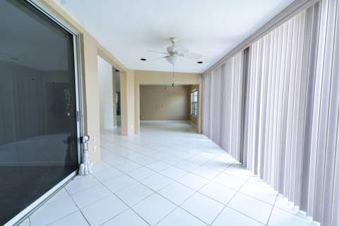 6113 Greenspointe Drive #10, Boynton Beach FL - photo 15 of 44