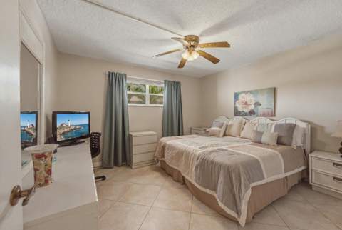 811 S Hollybrook Drive #202, Pembroke Pines FL - photo 7 of 51