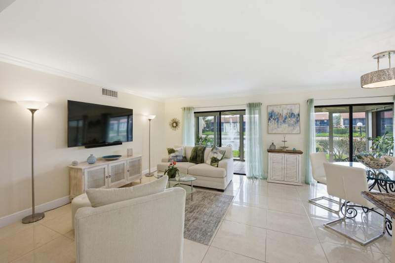 3 bedroom Condominium at 10223 N Circle Lake Drive #102, Palm Chase Lakes, Boynton Beach — photo 4