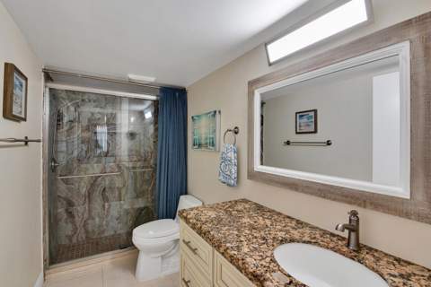 10223 N Circle Lake Drive #102, Boynton Beach FL - photo 15 of 40