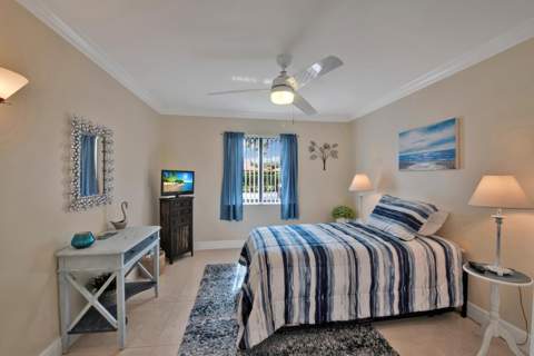 10223 N Circle Lake Drive #102, Boynton Beach FL - photo 17 of 40