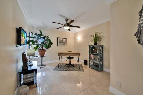 10223 N Circle Lake Drive #102, Boynton Beach FL - photo 19 of 40