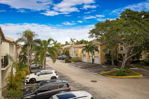 1105 Lake Shore Drive #205, Lake Park FL - photo 21 of 32