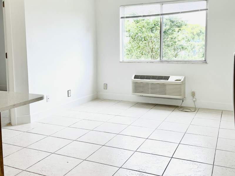 1 bedroom Condominium at 3822 N University Drive, University Place Condo, Coral Springs — photo 3