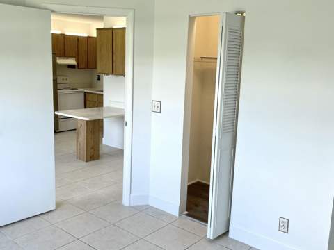 3822 N University Drive, Coral Springs FL - photo 7 of 11