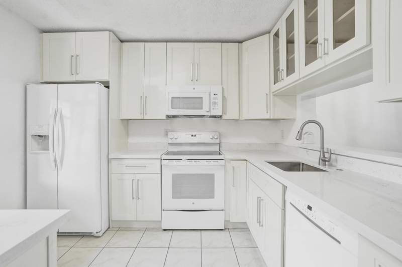 2 bedroom Condominium at 3081 Holiday Springs Boulevard #102-6, Golfside II Condo, Margate — photo 4