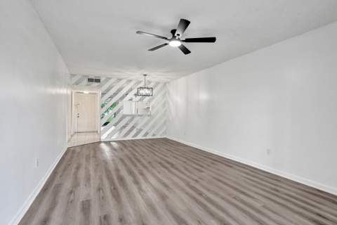 3081 Holiday Springs Boulevard #102-6, Margate FL - photo 9 of 28