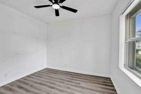 3081 Holiday Springs Boulevard #102-6, Margate FL - photo 17 of 28