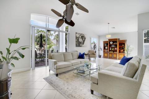 8161 Cypress Point Road, West Palm Beach FL - photo 18 of 41