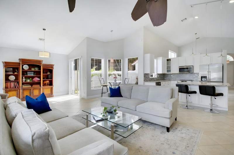 3 bedroom Single Family Residence at 8161 Cypress Point Road, Ironhorse Par C, West Palm Beach — photo 3