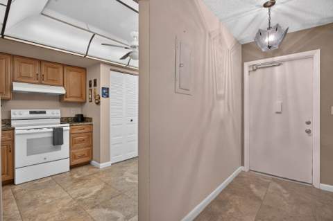 7640 NW 18th Street #105, Margate FL - photo 8 of 29