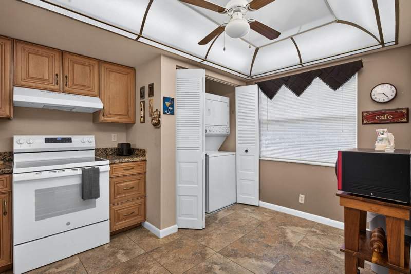 1 bedroom Condominium at 7640 NW 18th Street #105, Palm Springs 2 , Margate — photo 3