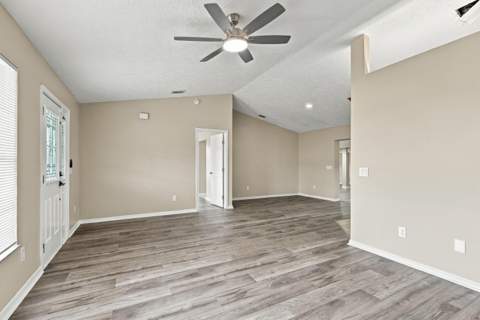 680 SW Colleen Avenue, Port St. Lucie FL - photo 7 of 48