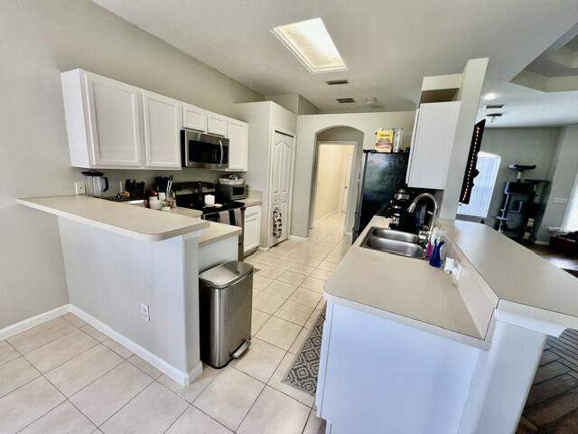 3 bedroom Single Family Residence at 726 SW College Park Road, Port St Lucie Section 41, Port St. Lucie — photo 5