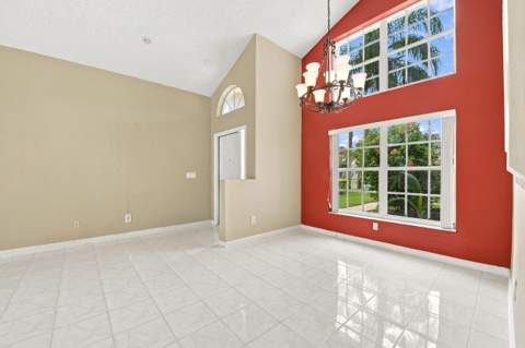 8132 Mystic Harbor Circle, Boynton Beach FL - photo 11 of 59