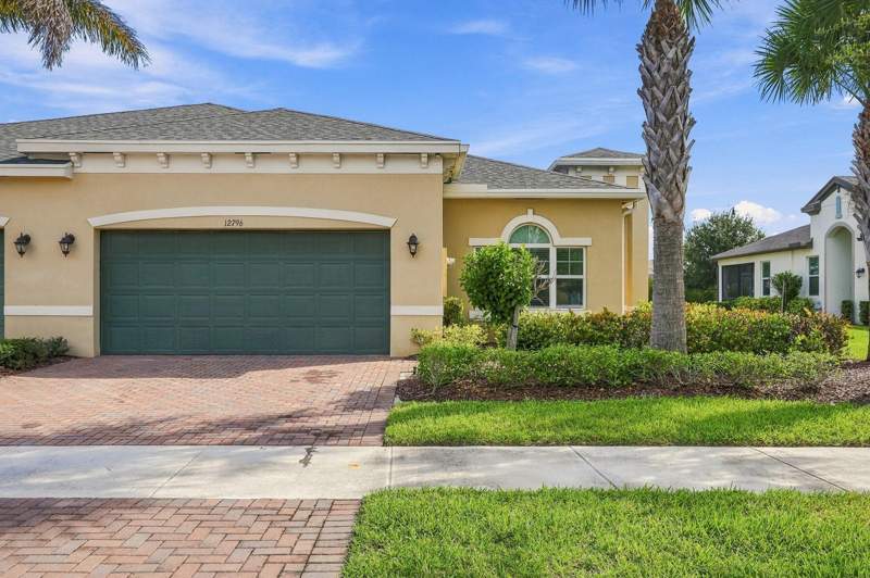2 bedroom Villa at 12796 SW Lake Fern Circle, Lakepark At Tradition Plat 3, Port St. Lucie — photo 2