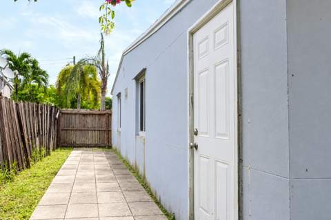 1413 NW 5th Avenue, Fort Lauderdale FL - photo 8 of 27