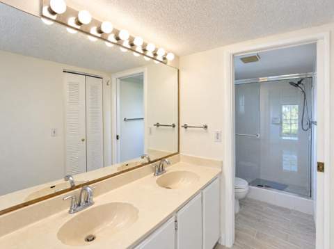 7915 Willow Spring #1218, Lake Worth FL - photo 16 of 30