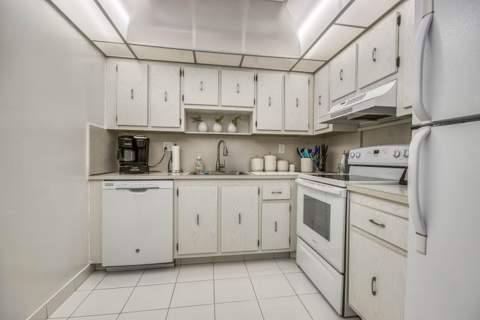 600 Three Islands Boulevard #1010, Hallandale Beach FL - photo 10 of 23