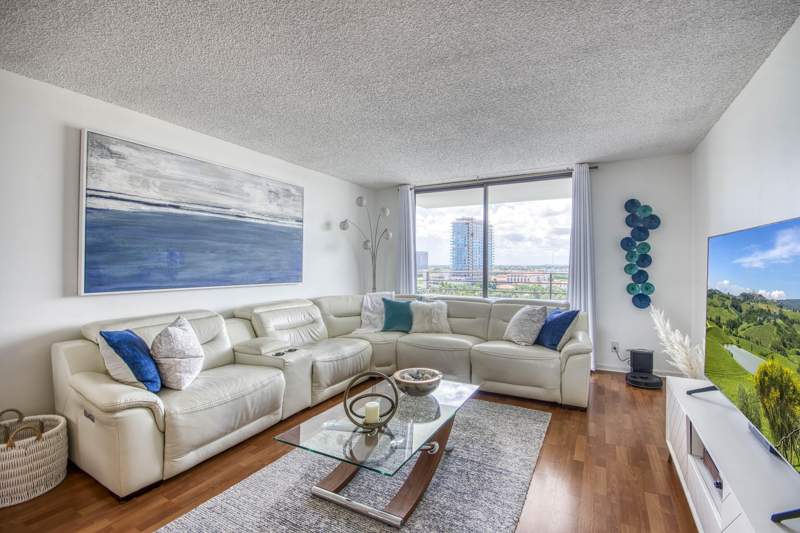 1 bedroom Condominium at 600 Three Islands Boulevard #1010, Olympus Condo, Hallandale Beach — photo 5