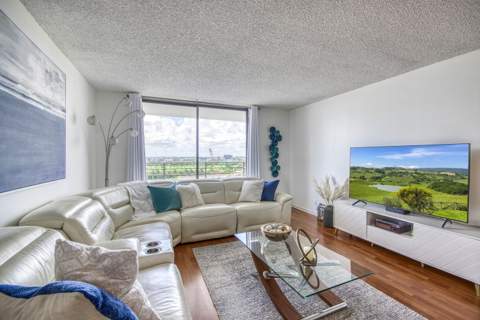 600 Three Islands Boulevard #1010, Hallandale Beach FL - photo 6 of 23