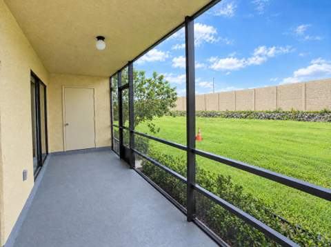 7915 Willow Spring #1218, Lake Worth FL - photo 13 of 30