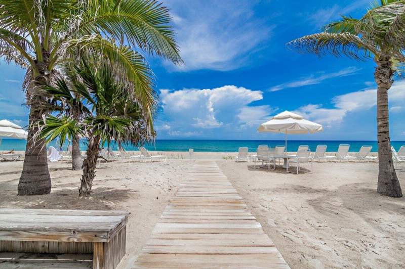 2 bedroom Condominium at 139 Sunrise Avenue #102, Ocean Towers South Condo, Palm Beach — photo 3