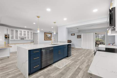 1852 NW 82nd Avenue, Coral Springs FL - photo 9 of 38