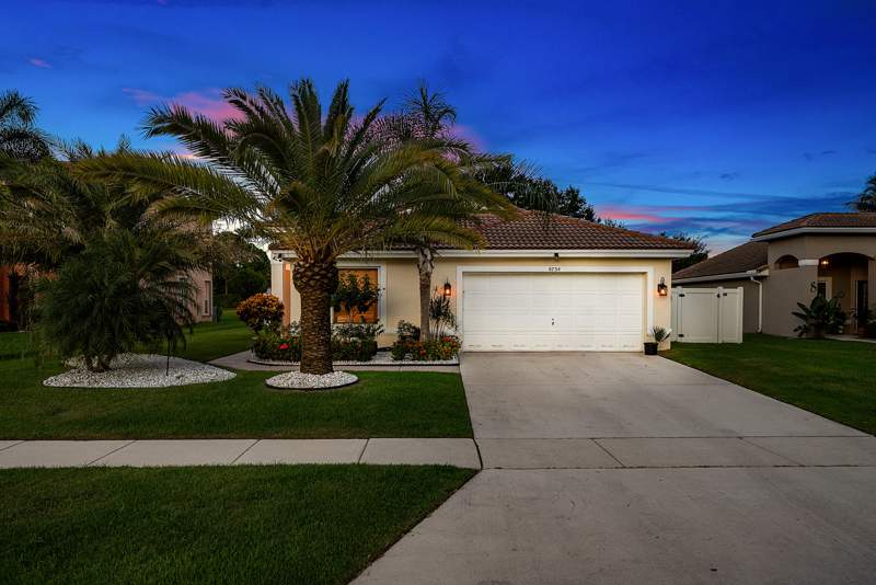 3 bedroom Single Family Residence at 6734 Lake Nona Place, Winston Trails Par 11 Ph 2, Lake Worth — photo 2