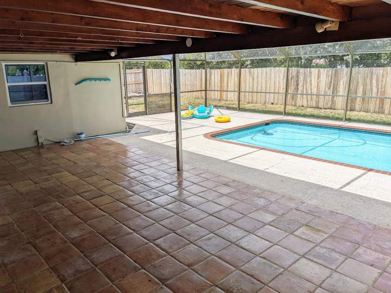 5 bedroom Single Family Residence at 299 NW 12th Street, Varsity Heights, Boca Raton — photo 3