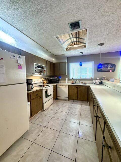 6787 Starkeys Place, Lake Worth FL - photo 6 of 21