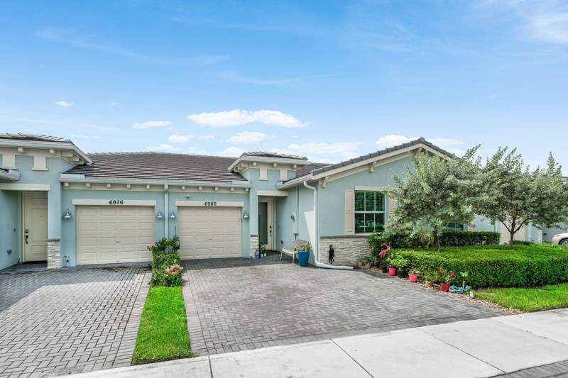 2 bedroom Villa at 6982 Peters Lane, Avalon Trails , Delray Beach — photo 2