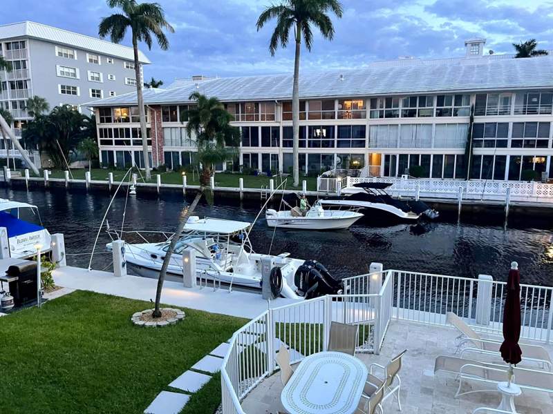1 bedroom Condominium at 3050 NE 48th Street #205, Windsor Condo, Fort Lauderdale — photo 2