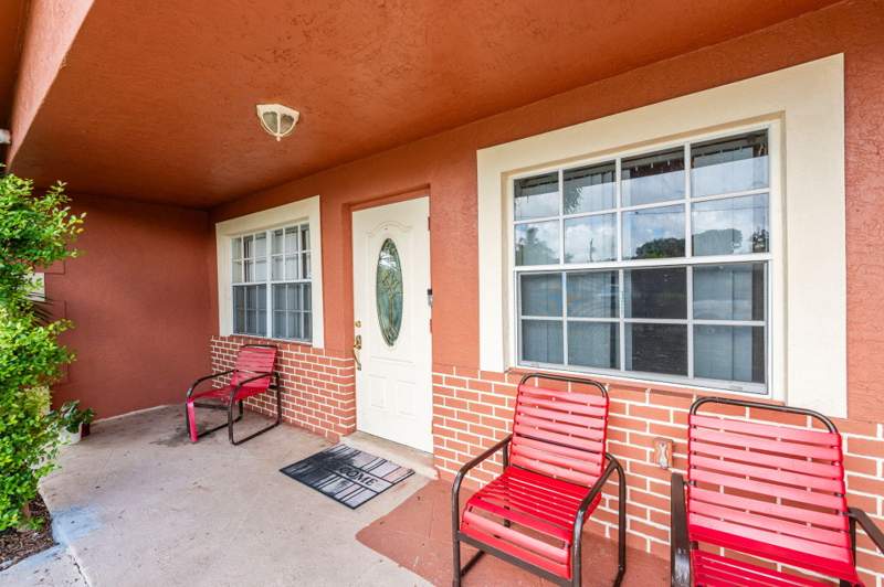 3 bedroom Single Family Residence at 524 NW 9th Avenue, Cherry Hills, Boynton Beach — photo 2