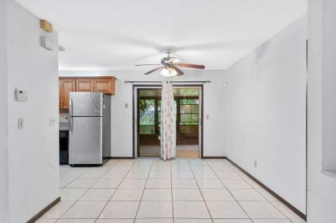 629 SW Ray Avenue, Port St. Lucie FL - photo 10 of 47