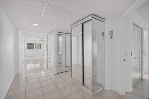 801 SW 141st Avenue #302O, Pembroke Pines FL - photo 7 of 30