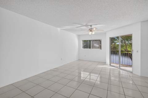801 SW 141st Avenue #302O, Pembroke Pines FL - photo 15 of 30