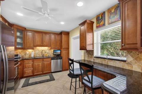 17 SE Turtle Creek Drive #D, Jupiter FL - photo 9 of 36