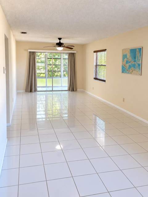 10 Lake Vista Trail #206, Port St. Lucie FL - photo 6 of 9