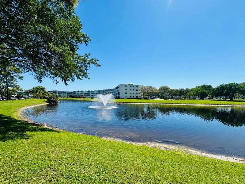 1 bedroom Condominium at 310 Grantham A, Grantham A Condo, Deerfield Beach — photo 2