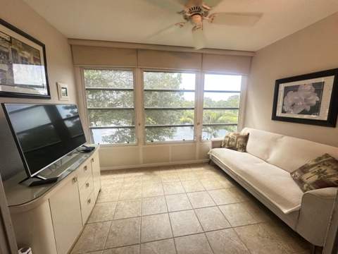 310 Grantham A, Deerfield Beach FL - photo 24 of 36