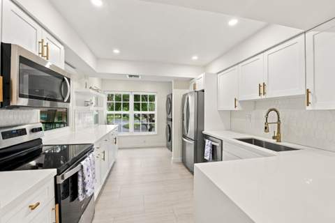 2121 S Ocean Boulevard #106, Lauderdale-By-The-Sea FL - photo 8 of 74