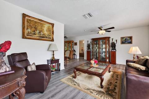 2156 SE Harlow Street, Port St. Lucie FL - photo 6 of 31