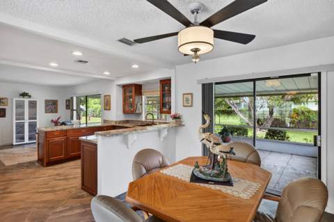 2156 SE Harlow Street, Port St. Lucie FL - photo 9 of 31