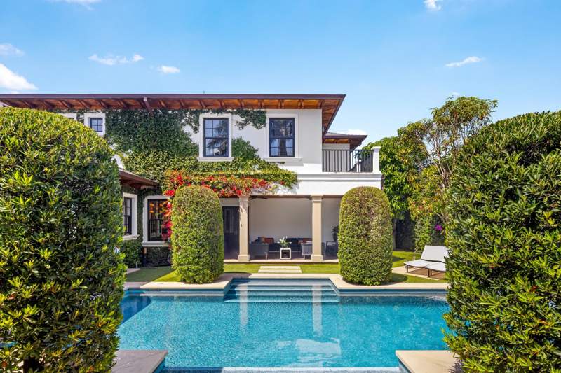 4 bedroom Single Family Residence at 1053 N Lake Way, Coral Est, Palm Beach — photo 2