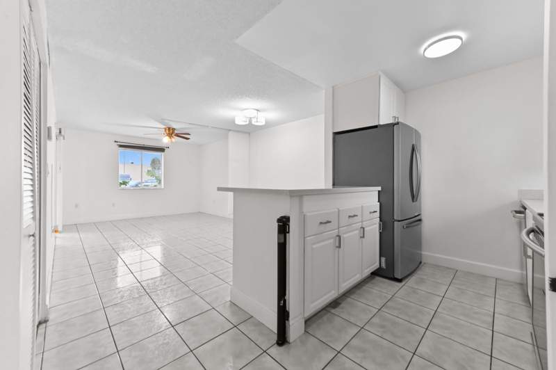 1 bedroom Condominium at 6034 Forest Hill Boulevard #107, Forest Hill Gardens, West Palm Beach — photo 4