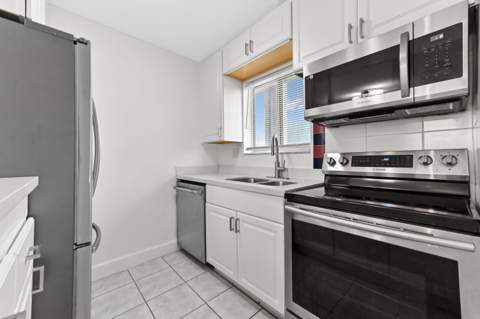 6034 Forest Hill Boulevard #107, West Palm Beach FL - photo 8 of 22