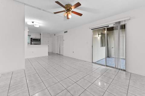 6034 Forest Hill Boulevard #107, West Palm Beach FL - photo 7 of 22