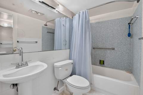 306 Farnham M, Deerfield Beach FL - photo 13 of 72